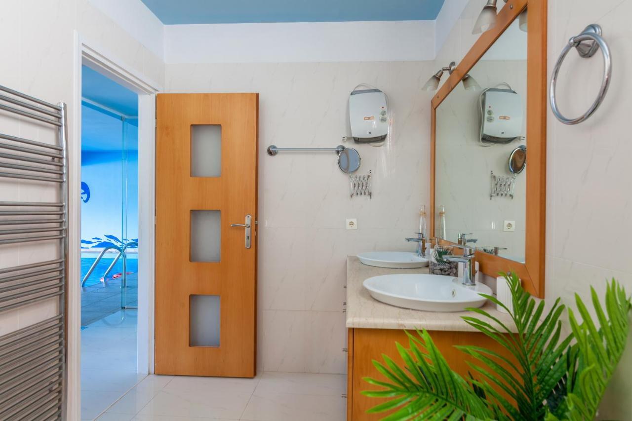 Whiteblue Spa Villa, By Idealstay Experience Iraklio Exterior foto