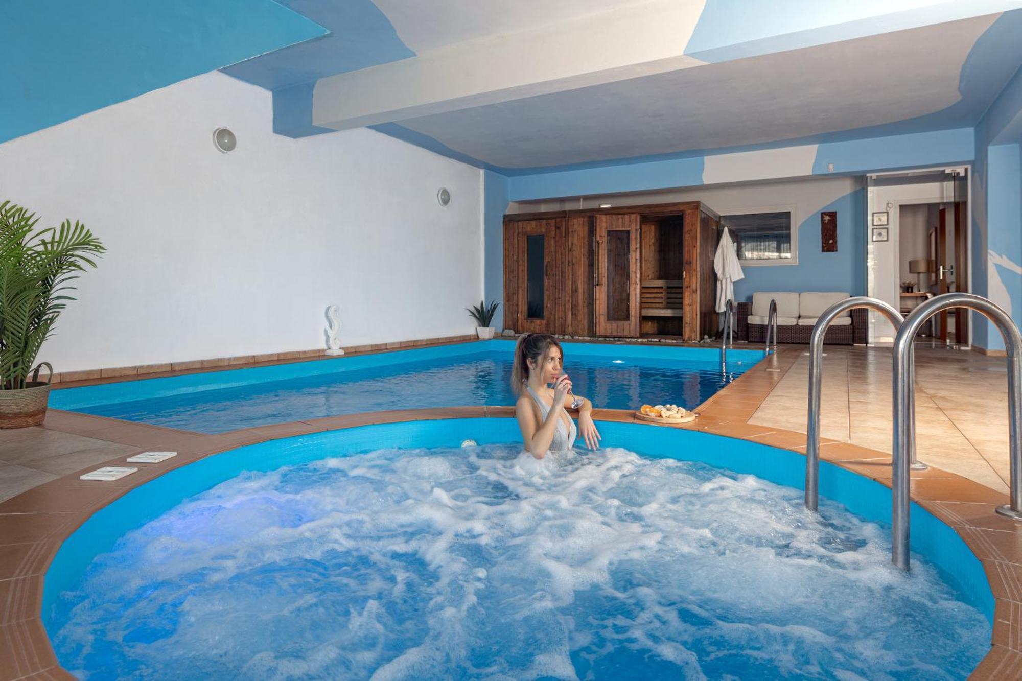 Whiteblue Spa Villa, By Idealstay Experience Iraklio Exterior foto